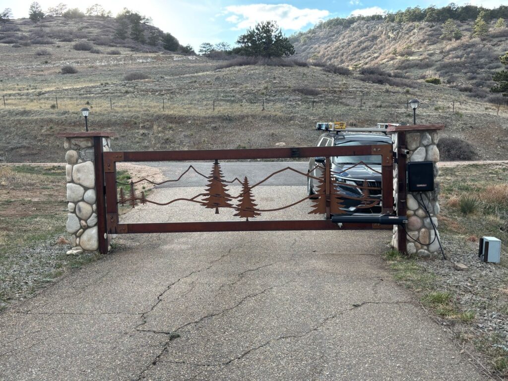 custom gate fabrication and installation in Denver CO